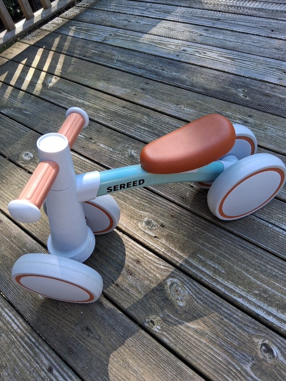 Sereed baby balance bike with four wheels